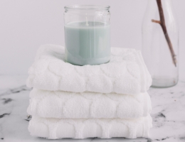 Tại sao giặt khăn spa phải cần nước nóng?